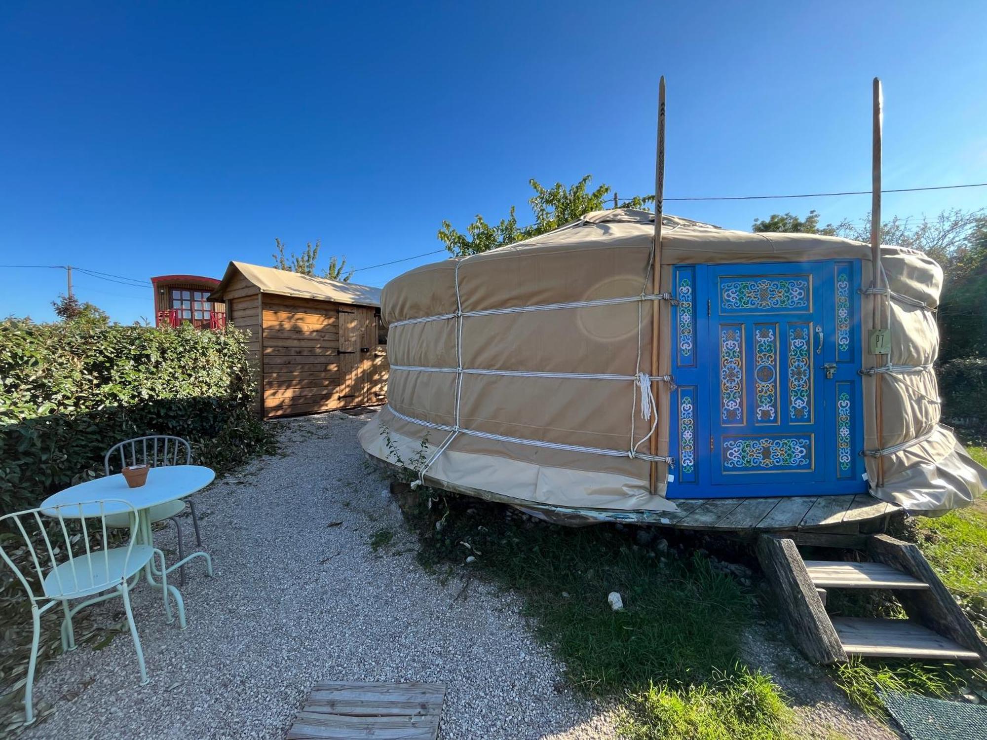 La Buissonniere Lodges Chisseaux Exteriör bild