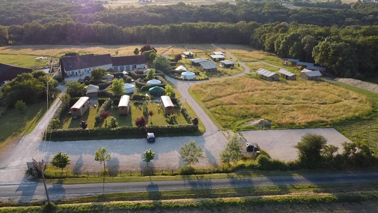 La Buissonniere Lodges Chisseaux Exteriör bild