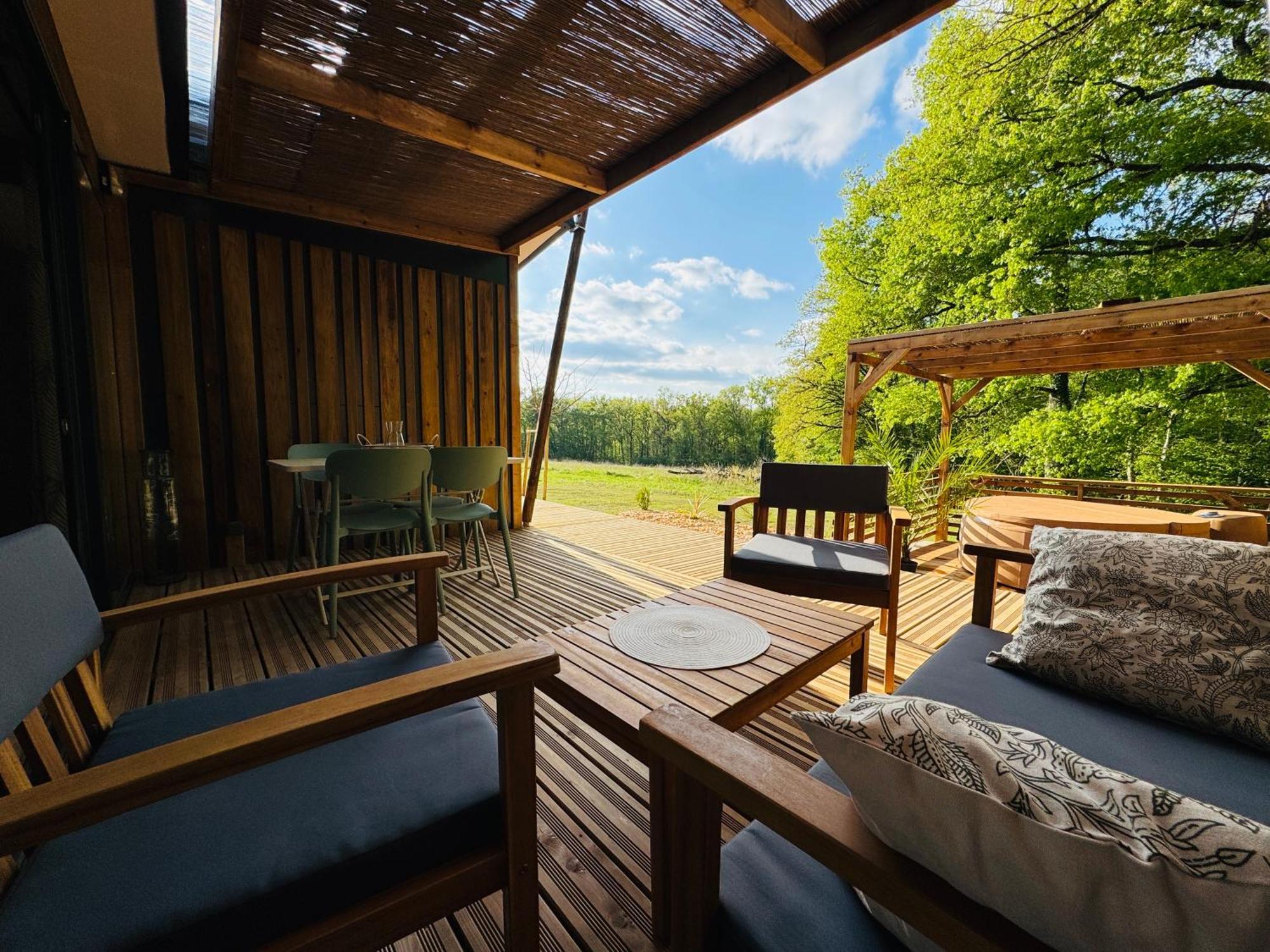 La Buissonniere Lodges Chisseaux Exteriör bild