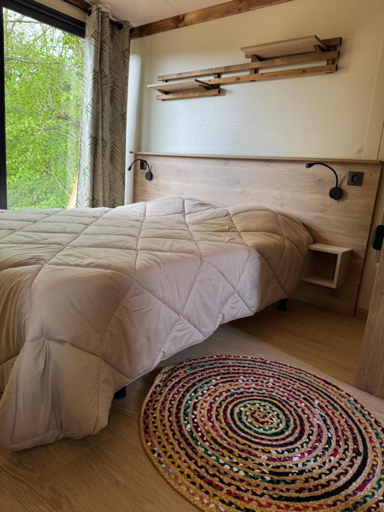 La Buissonniere Lodges Chisseaux Exteriör bild