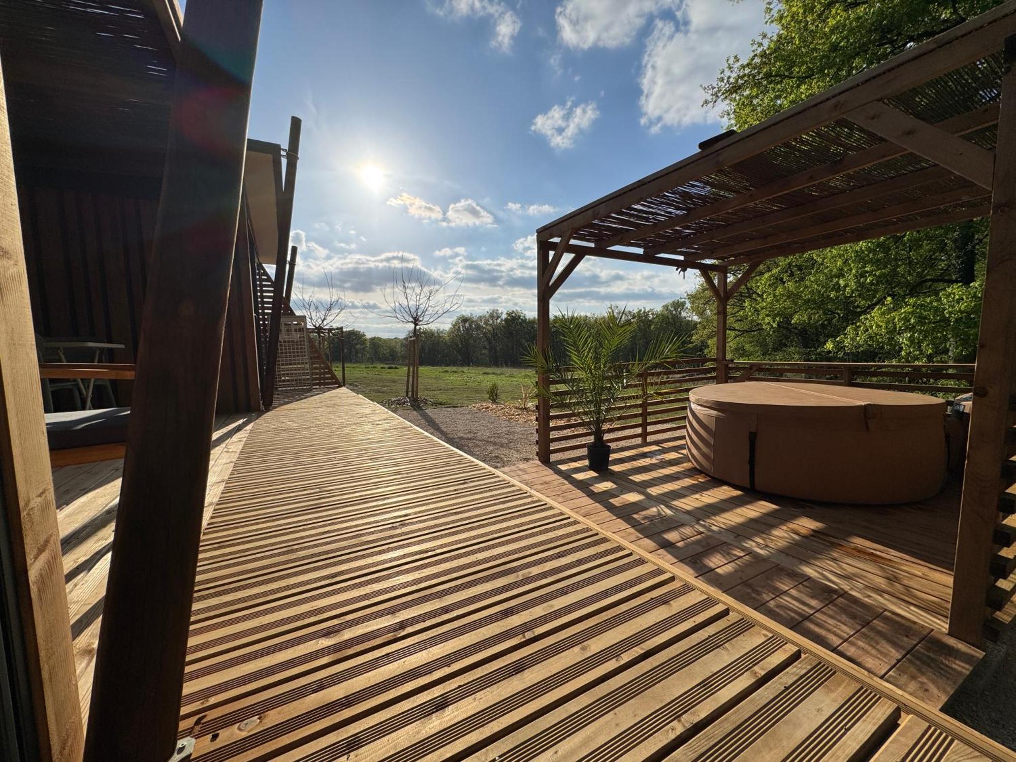 La Buissonniere Lodges Chisseaux Exteriör bild